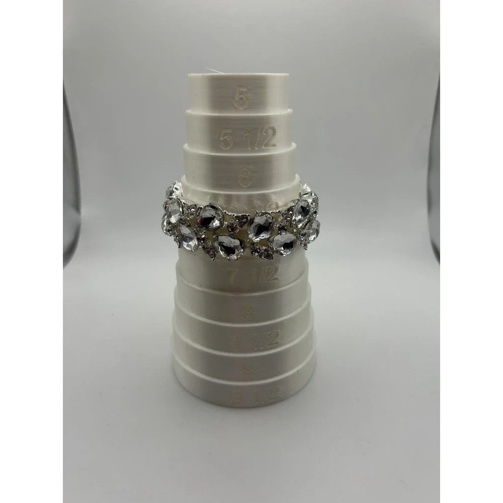 Silver Tone Rhinestone Stretch‎ Bangle Bracelet Womens 7.5in Statement Sparkle